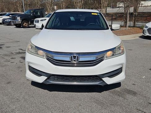 Used 2016 Honda Accord LX image 11
