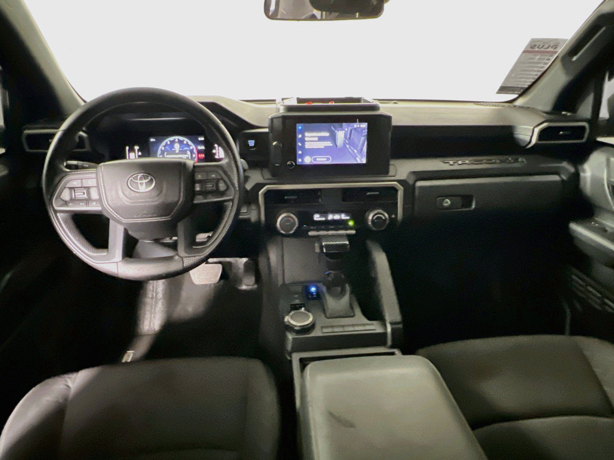 Used 2024 Toyota Tacoma SR AWD/4WD image 29