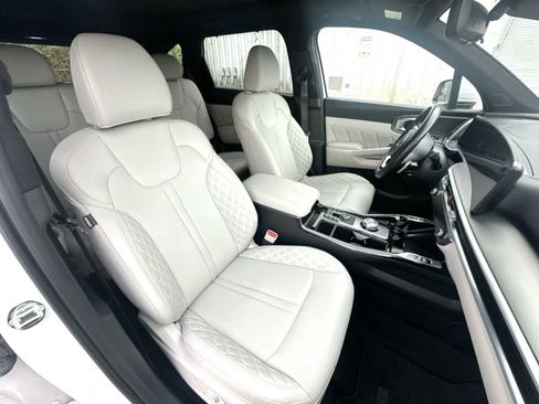 Used 2025 Kia Sorento SX Prestige image 27