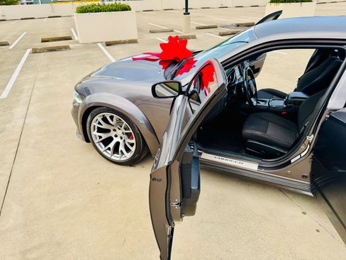 Used 2017 Dodge Charger R/T w/ Driver Confidence Group image 28