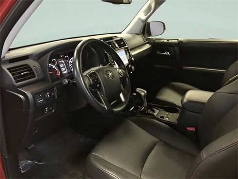 Certified 2024 Toyota 4Runner TRD Off-Road Premium image 11