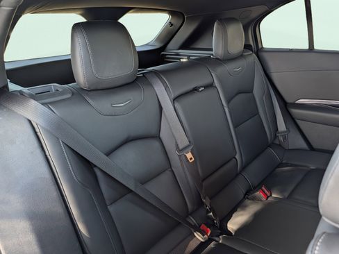 Used 2023 Cadillac XT4 Luxury w/ Cold Weather Package image 20