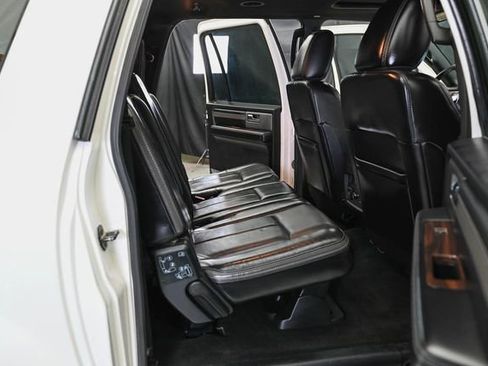 Used 2017 Ford Expedition Max Platinum AWD/4WD image 19