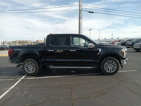 Used 2024 Ford F150 Lariat w/ FX4 Off-Road Package image 8