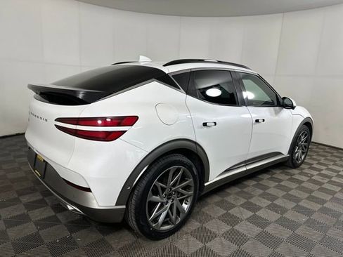 Used 2023 Genesis GV60 Advanced image 3