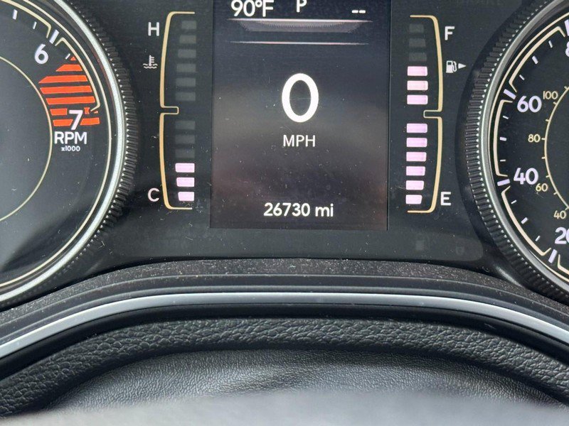 Used 2020 Jeep Cherokee Latitude Plus w/ Comfort/Convenience Group AWD/4WD image 23