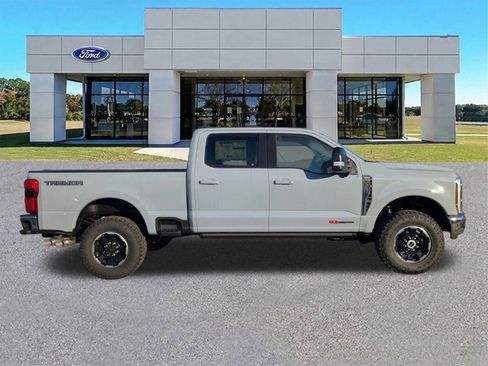 New 2026 Ford F350 Lariat w/ Tremor Off-Road Package image 3