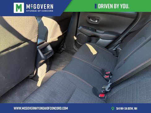 Used 2023 Honda HR-V Sport image 8