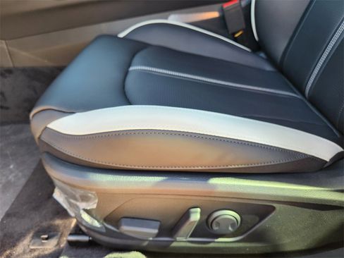 New 2026 Kia K5 GT-Line image 17