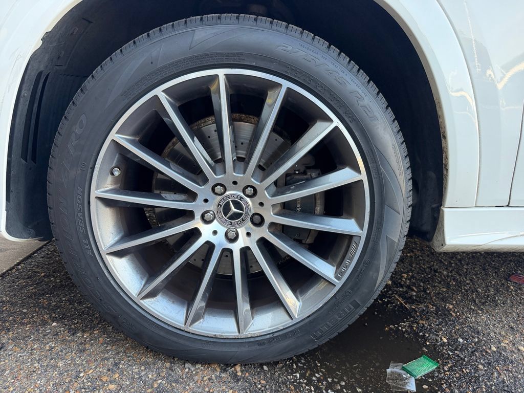 Used 2024 Mercedes-Benz GLE 450 4MATIC image 23
