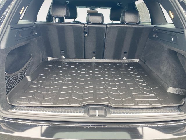 Used 2020 Mercedes-Benz GLC 300 image 31