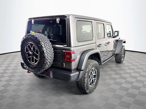 Used 2025 Jeep Wrangler Unlimited Rubicon AWD/4WD image 7