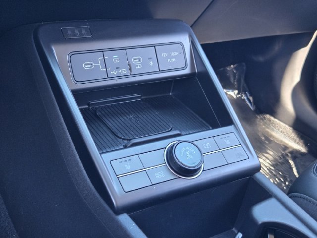 Certified 2026 Hyundai Kona SEL Premium AWD/4WD image 13