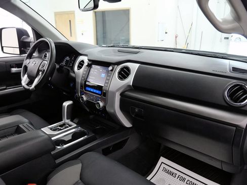 Used 2021 Toyota Tundra SR5 AWD/4WD image 16