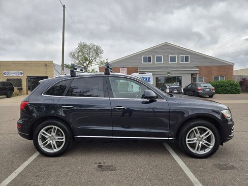 Used 2017 Audi Q5 2.0T Premium Plus w/ Technology Package AWD/4WD image 5