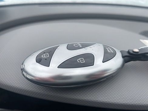 New 2024 Hyundai Elantra SEL w/ Convenience Package image 31