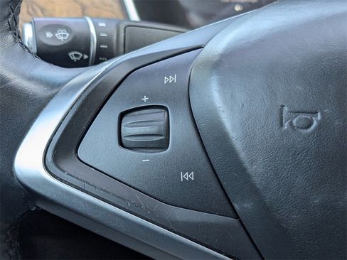 Used 2017 Tesla Model S 75 image 21