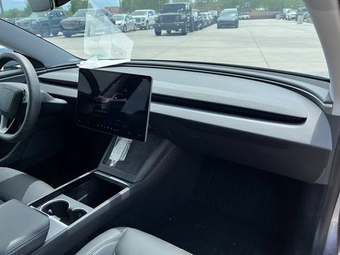 Used 2025 Tesla Model 3 Long Range RWD image 13