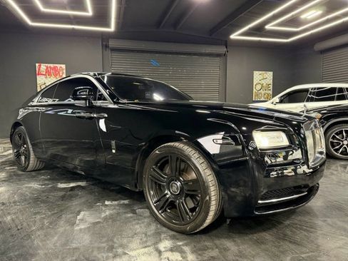 Used 2015 Rolls-Royce Wraith RWD image 3