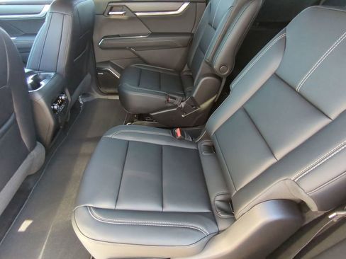 New 2026 GMC Acadia Elevation w/ Elevation Premium Package AWD/4WD image 26