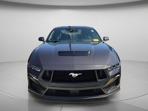 Used 2024 Ford Mustang GT RWD image 3