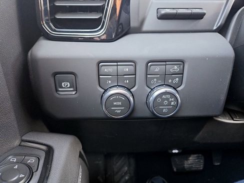 New 2026 GMC Sierra 1500 AT4 w/ AT4 Premium Package image 20