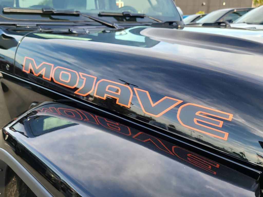 New 2026 Jeep Gladiator Mojave AWD/4WD image 8