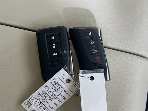 Used 2020 Lexus GX 460 Premium image 32