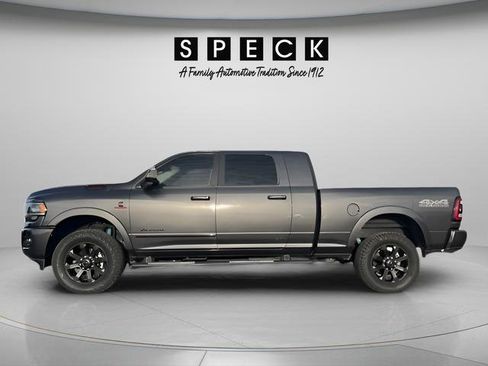Used 2022 RAM 2500 Laramie w/ Night Edition image 2