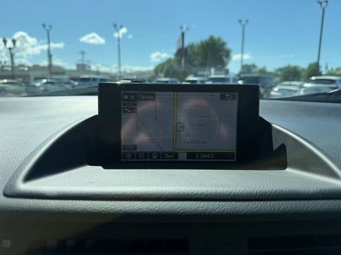 Used 2015 Lexus CT 200h w/ Navigation Package FWD image 19