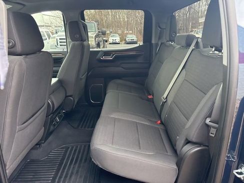 Used 2023 Chevrolet Silverado 1500 LT image 16