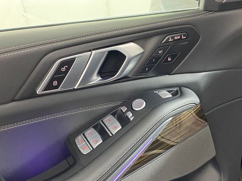 Certified 2025 BMW X7 xDrive40i image 24