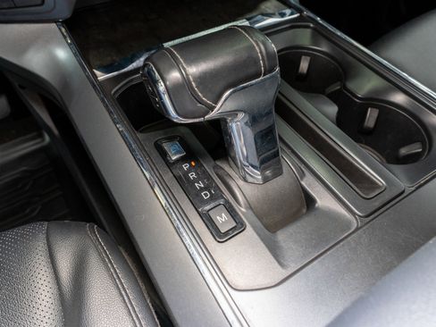 Used 2022 Ford F150 Lariat w/ FX4 Off-Road Package image 27