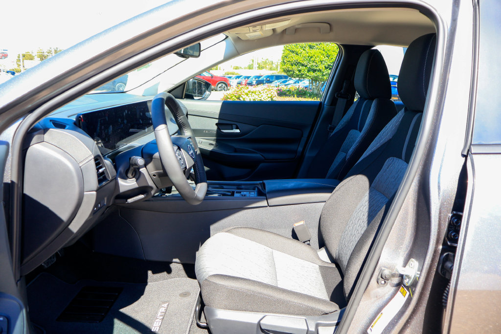 New 2027 Nissan Sentra SV FWD image 7