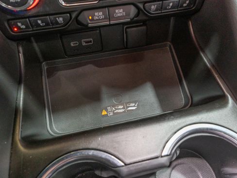 Used 2023 GMC Yukon AT4 w/ Technology Package image 24