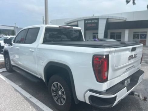 Used 2024 GMC Sierra 1500 AT4 w/ Technology Package AWD/4WD image 4
