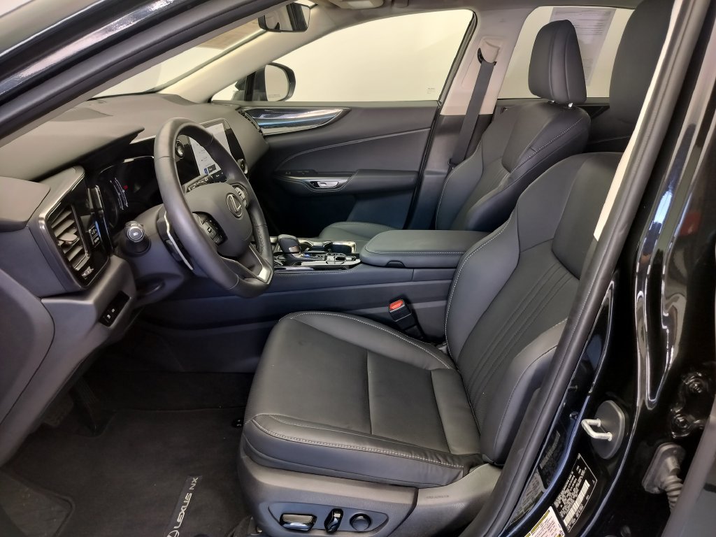 Used 2026 Lexus NX 350 AWD w/ Cold Area Package image 6