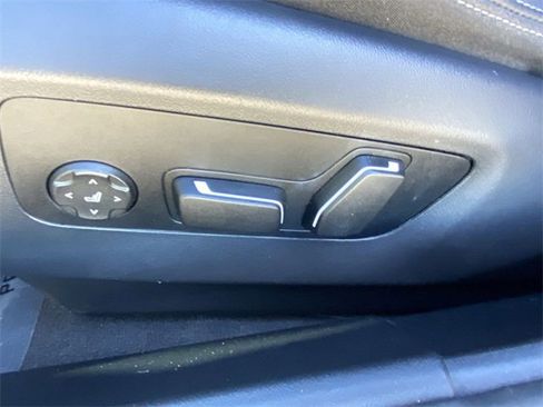 Certified 2025 BMW 530i image 22