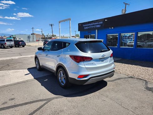 Used 2018 Hyundai Santa Fe Sport FWD image 5