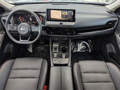 Used 2024 Nissan Rogue SL w/ SL Premium Package image 15