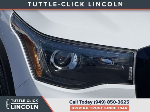 Used 2019 GMC Acadia SLT w/ Black Edition FWD image 15