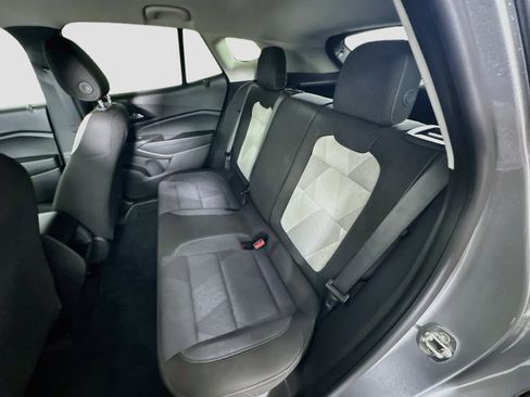 Used 2024 Chevrolet Trax LS FWD image 27
