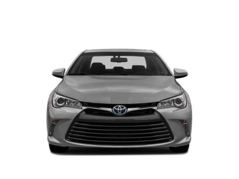 Used 2015 Toyota Camry LE image 4