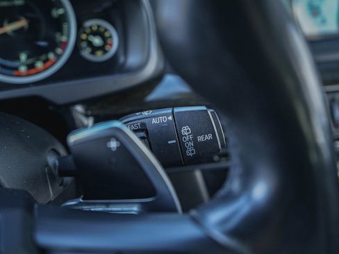 Used 2018 BMW X5 xDrive50i image 17