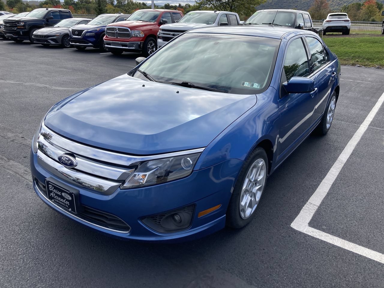 Used 2010 Ford Fusion SE FWD image 3
