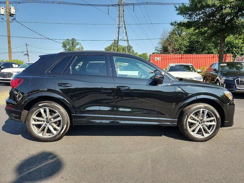 Certified 2025 Audi Q3 2.0T Premium w/ Convenience Package AWD/4WD image 13