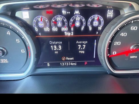 Used 2021 Chevrolet Tahoe Premier w/ Premium Package AWD/4WD image 23