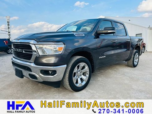 Used 2019 RAM 1500 Big Horn AWD/4WD image 1