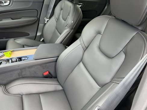 New 2027 Volvo XC60 B5 Ultra AWD/4WD image 19