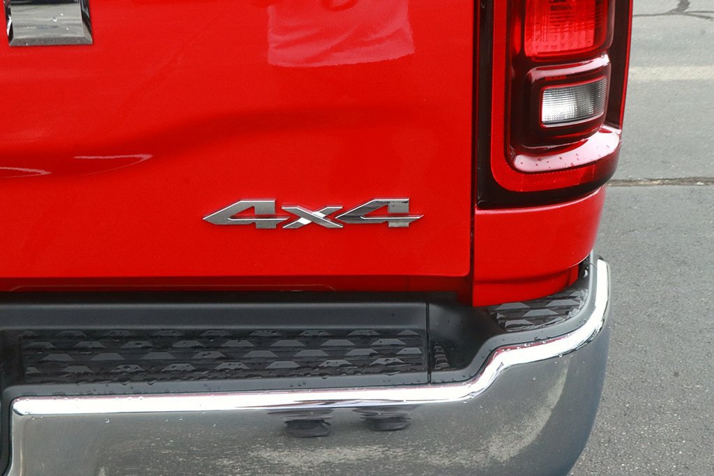 Used 2026 RAM 2500 Big Horn AWD/4WD image 7